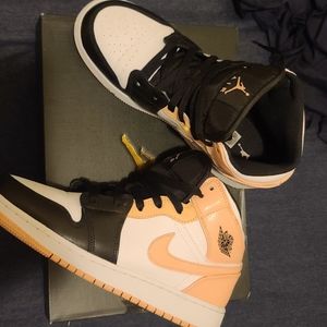 Air Jordan 1 Mid GS Crimson Tint 7